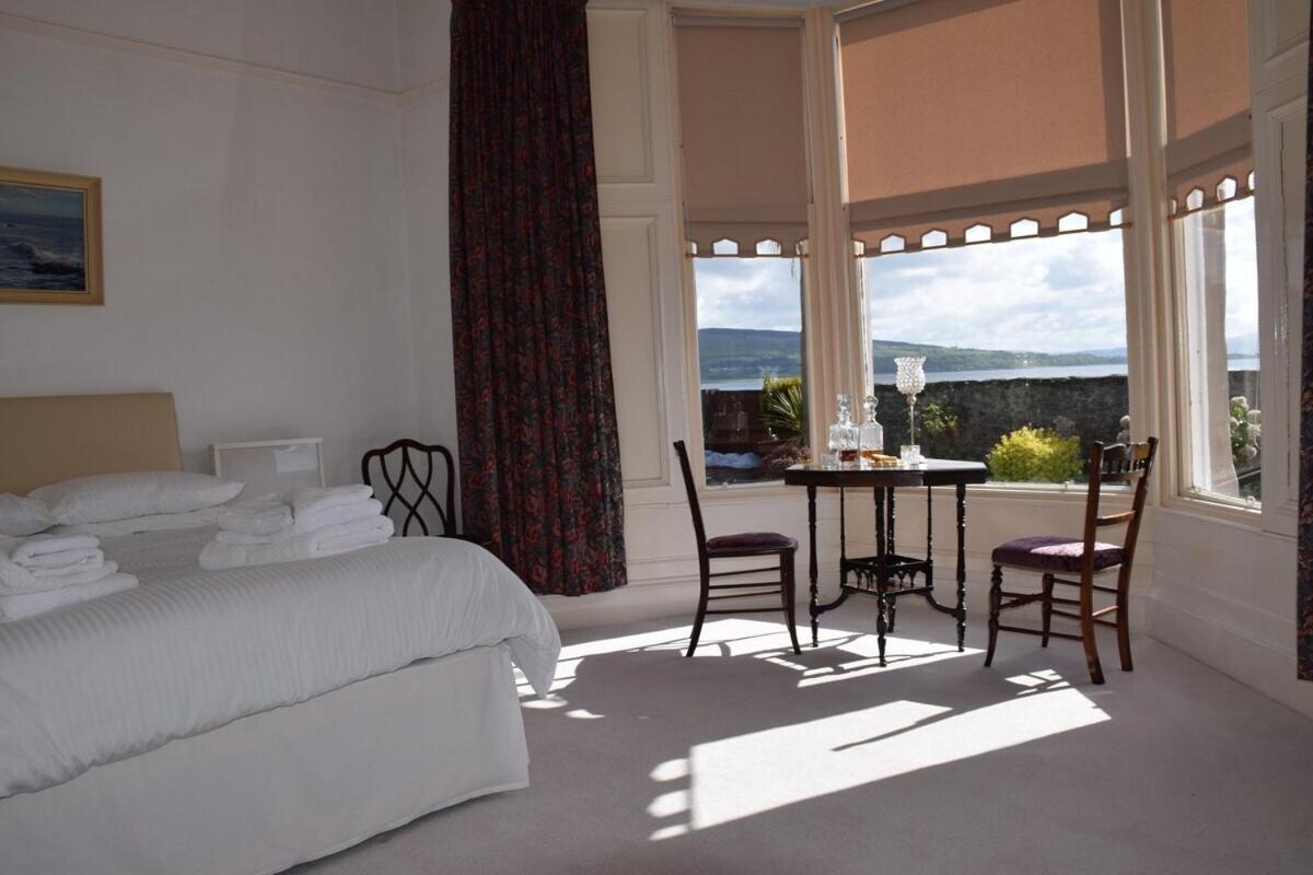 One Marine Place Port Bannatyne Номер фото